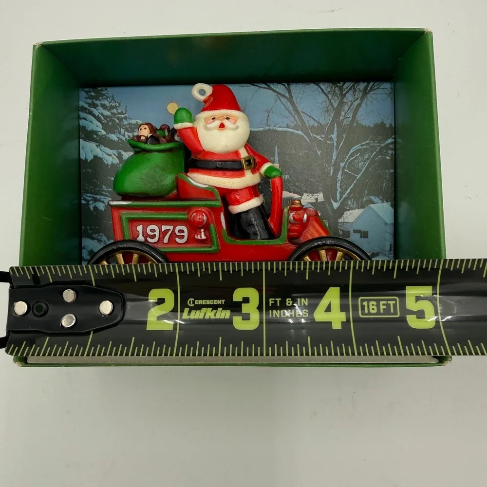 Hallmark vintage tree